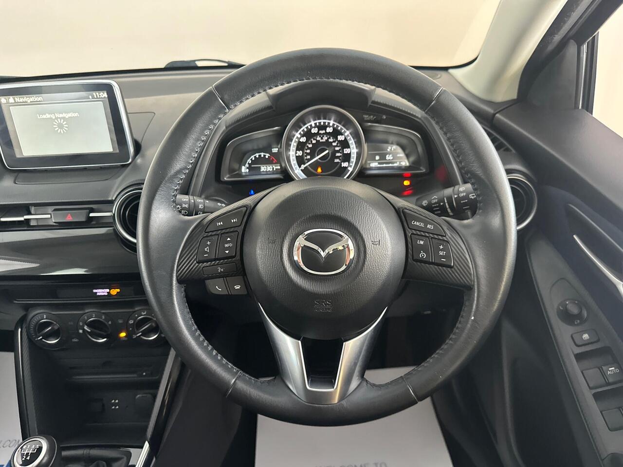 Mazda Mazda2 AV17RWZ