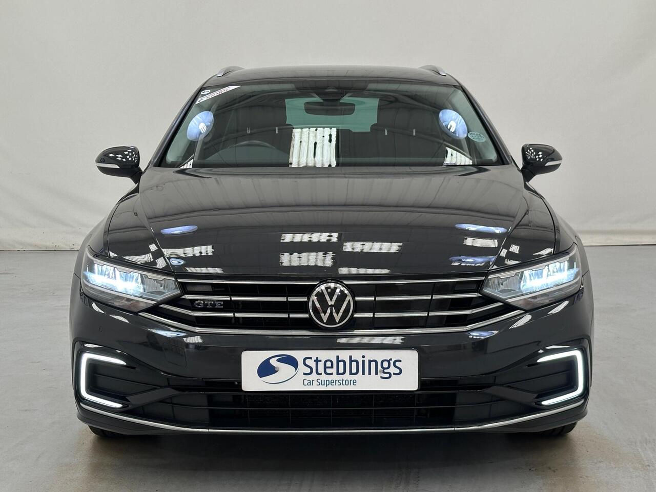 Volkswagen Passat YE70UZH