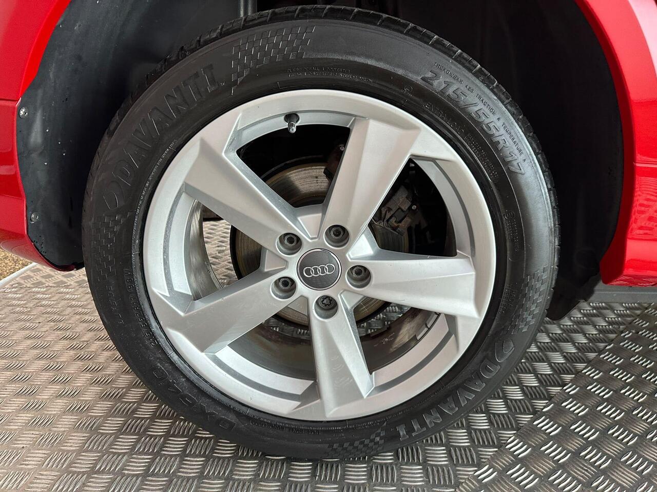 Audi Q2 RJ67GUC