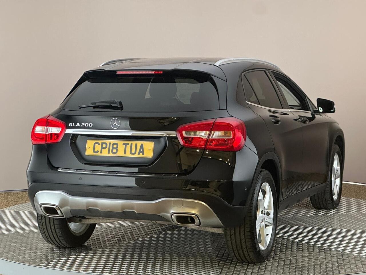 Mercedes-Benz GLA CP18TUA