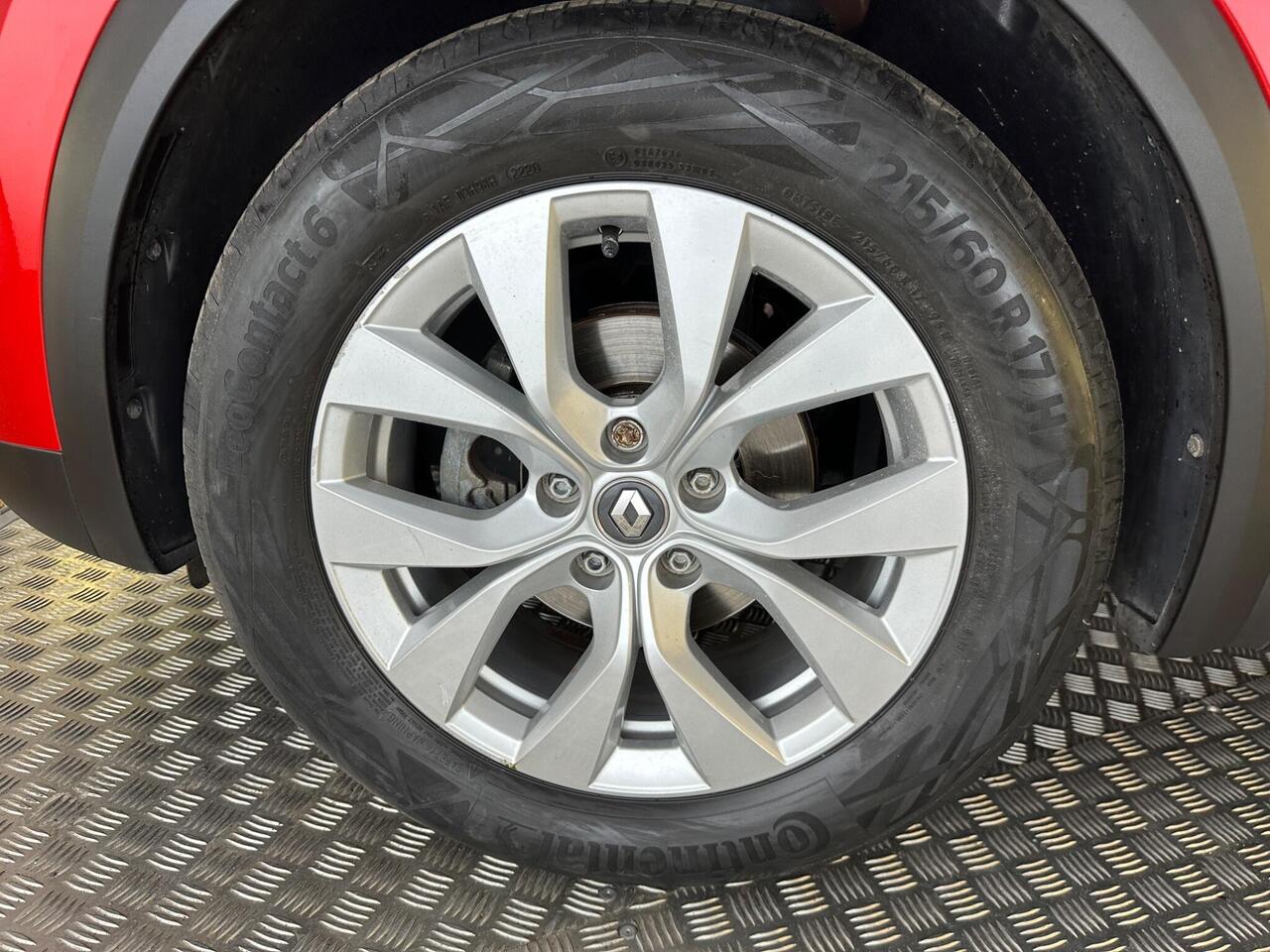 Renault Captur YC70WFO