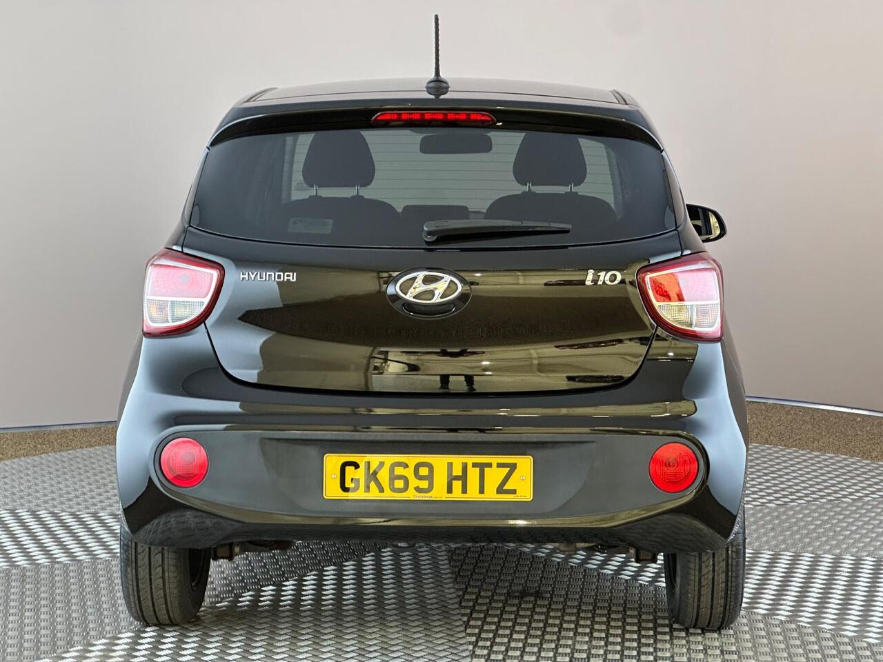 Hyundai i10 GK69HTZ