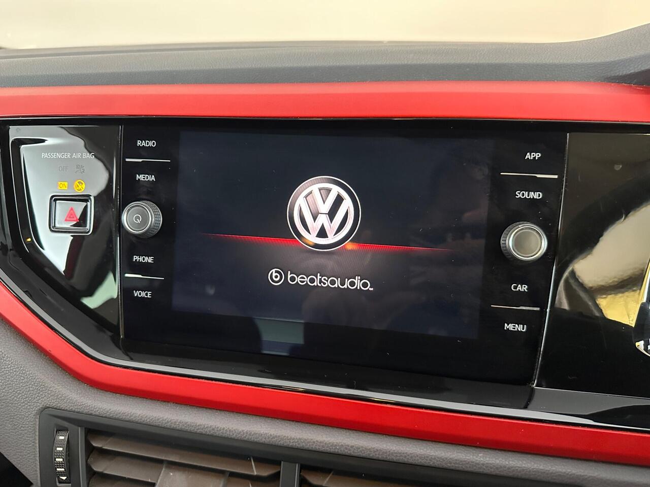 Volkswagen Polo AK70AFO