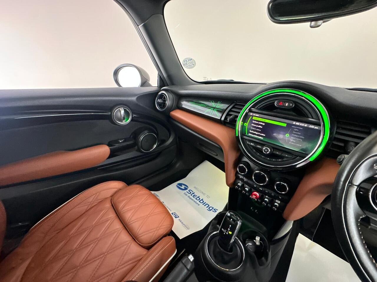 MINI Hatch LR19JVP