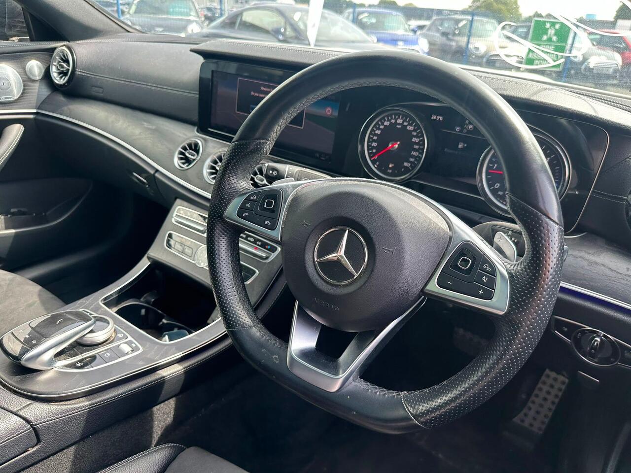 Mercedes-Benz E Class YD67CEF
