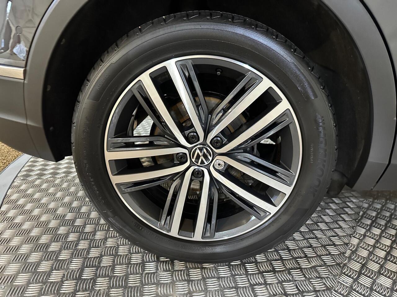 Volkswagen Tiguan KS23ORJ