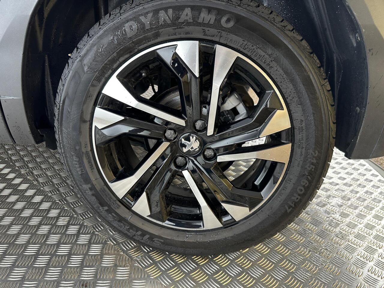 Peugeot 2008 KW72VUU