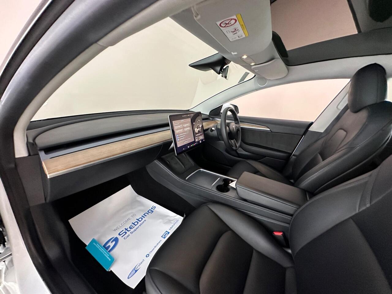 Tesla Model 3 AF72UVG