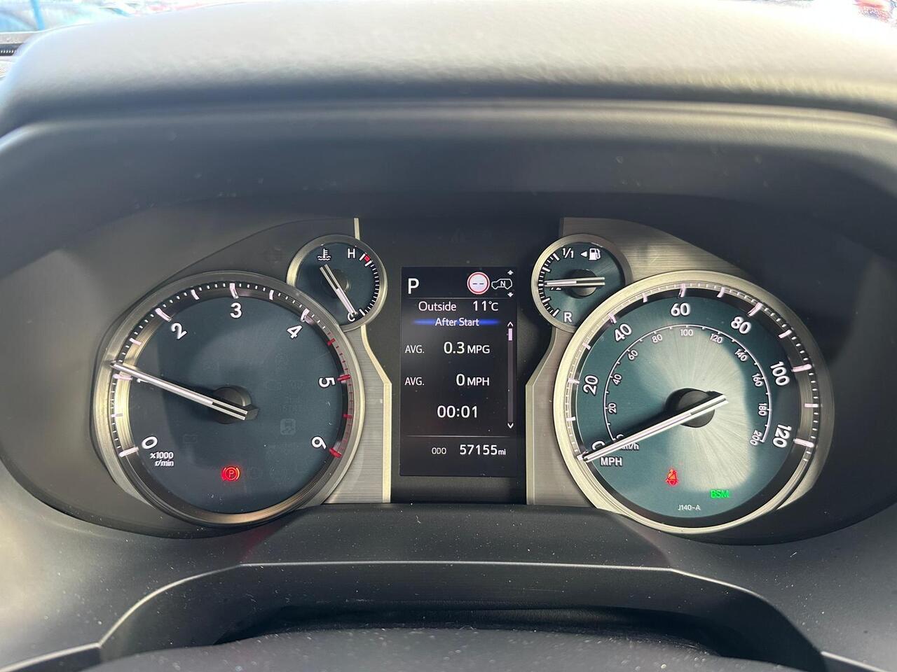 Toyota Land Cruiser AK73UAE