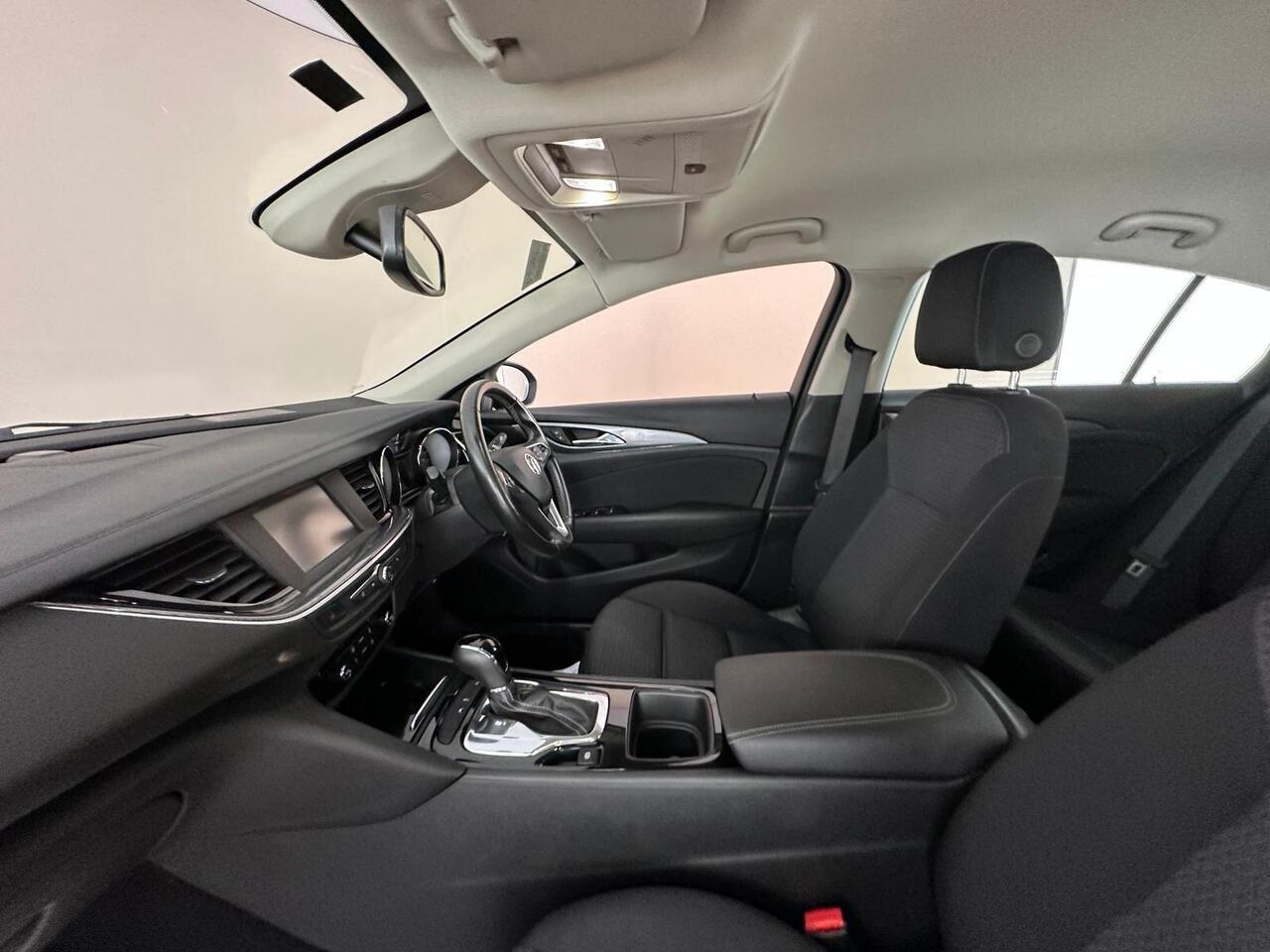 Vauxhall Insignia FP21RVM