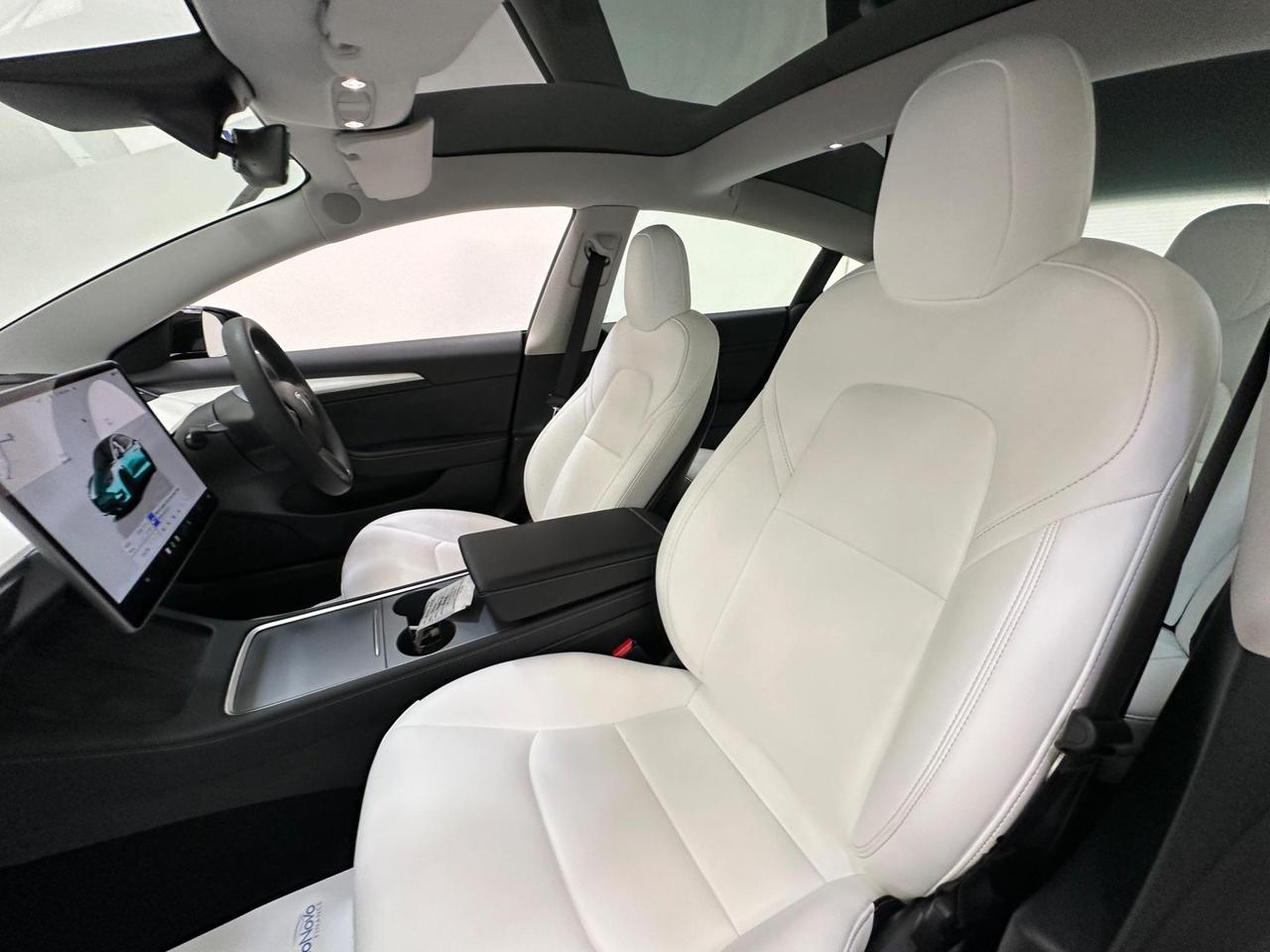 Tesla Model 3 GJ22FFE