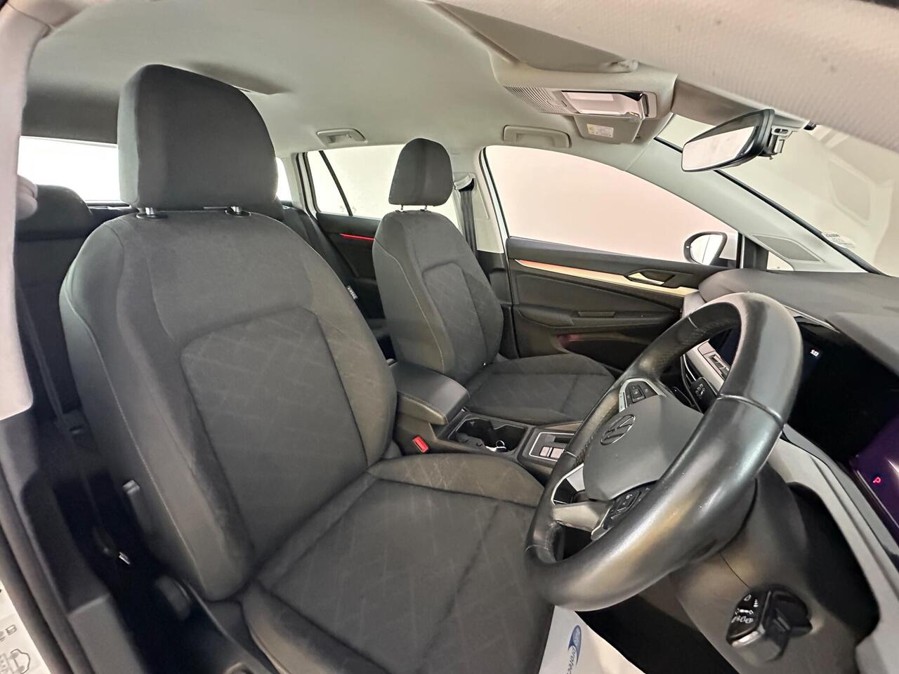 Volkswagen Golf AE73YPM