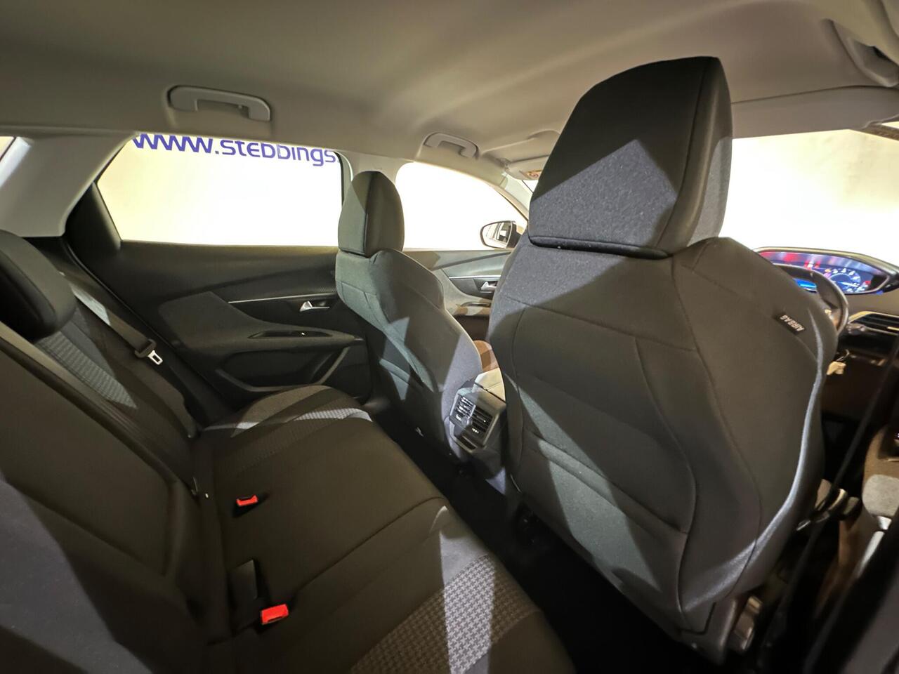 Peugeot 3008 RO18XEE