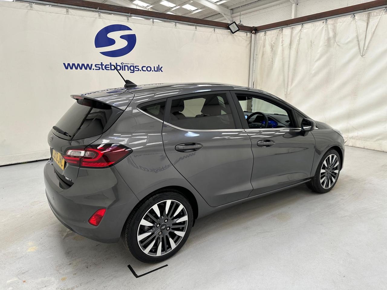 Ford Fiesta LD72JVC
