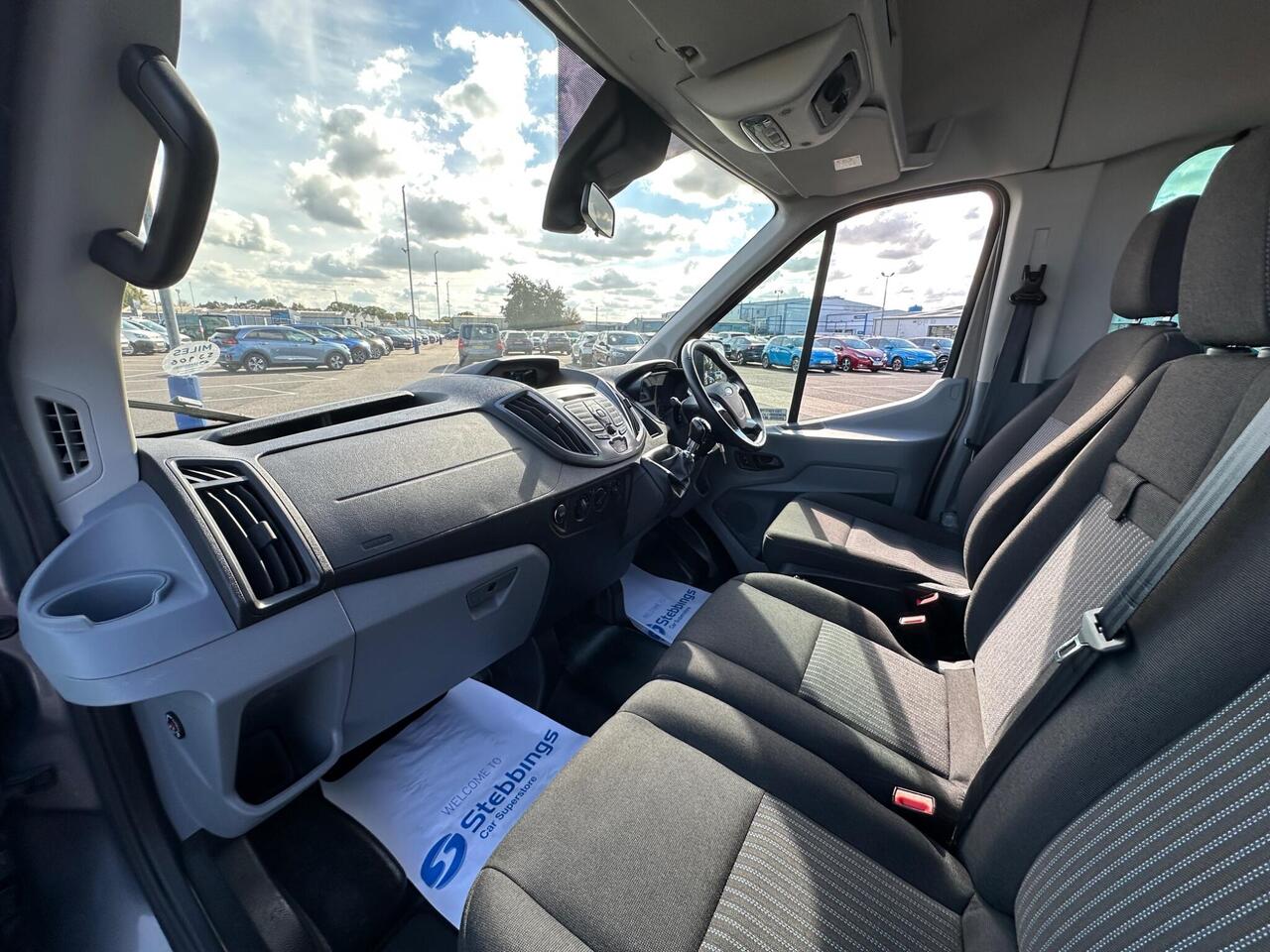 Ford Transit GX15RHU