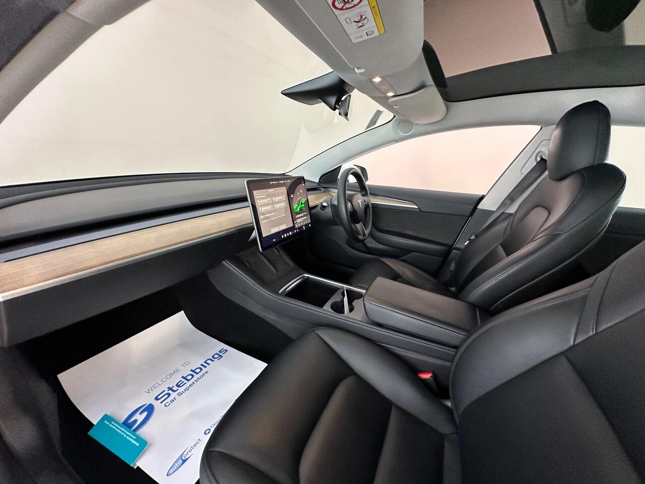 Tesla Model 3 AF72WBK