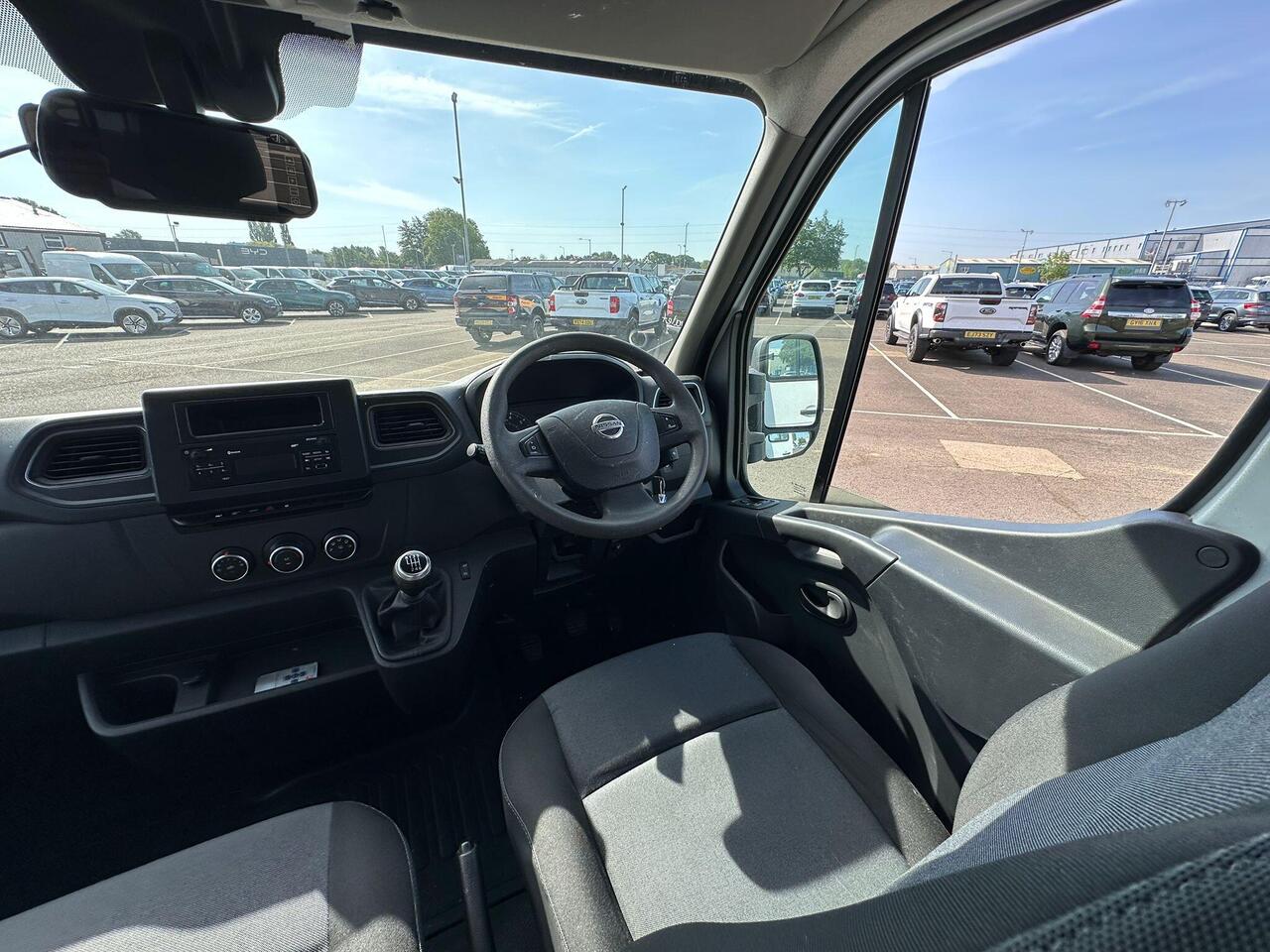 Nissan NV400 NX21HRO