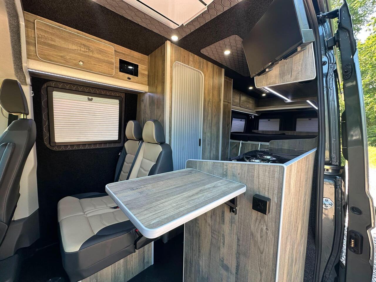 Volkswagen Crafter DX26ZHU