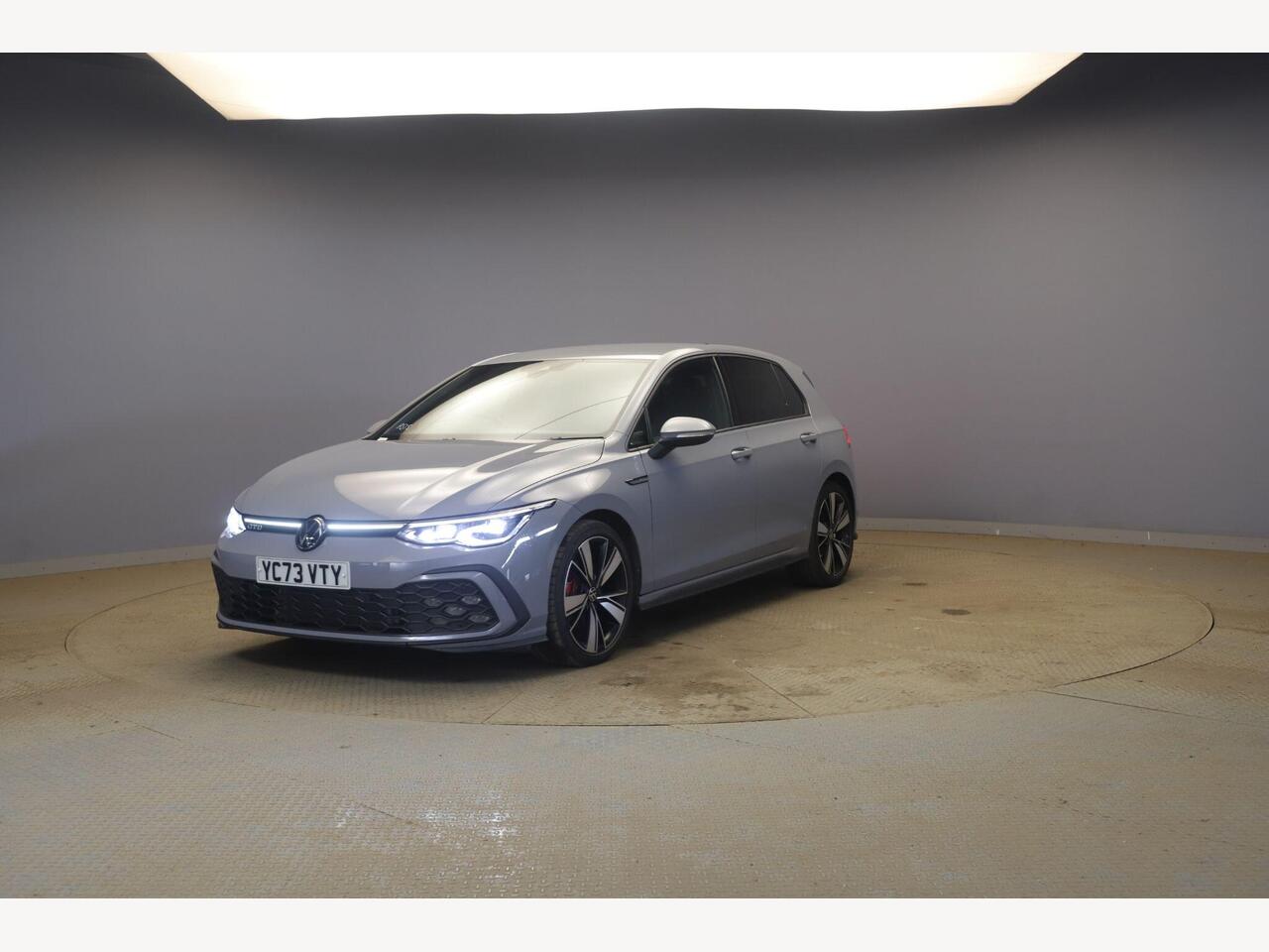 Volkswagen Golf YC73VTY