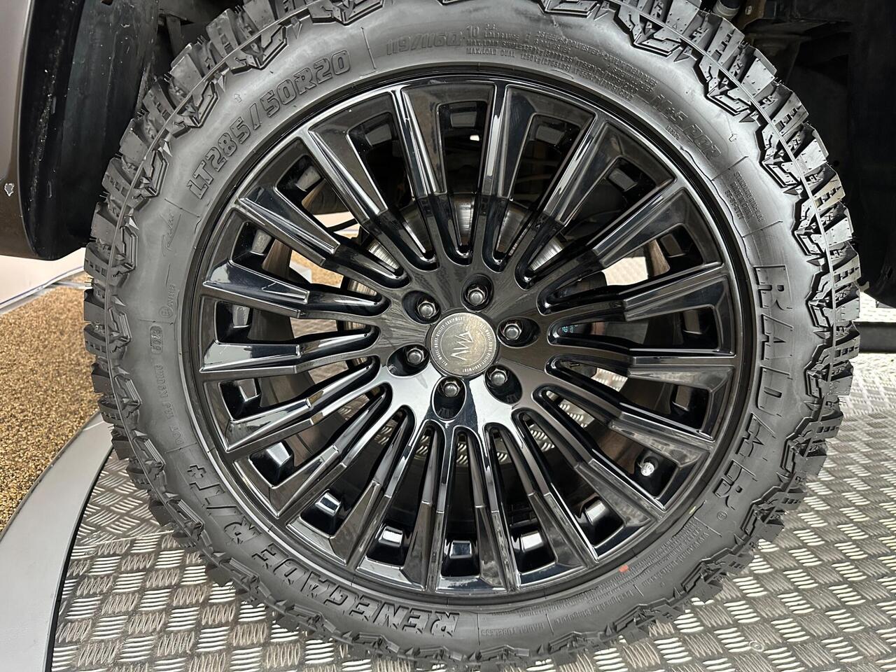 Mercedes-Benz X Class CA11LFS