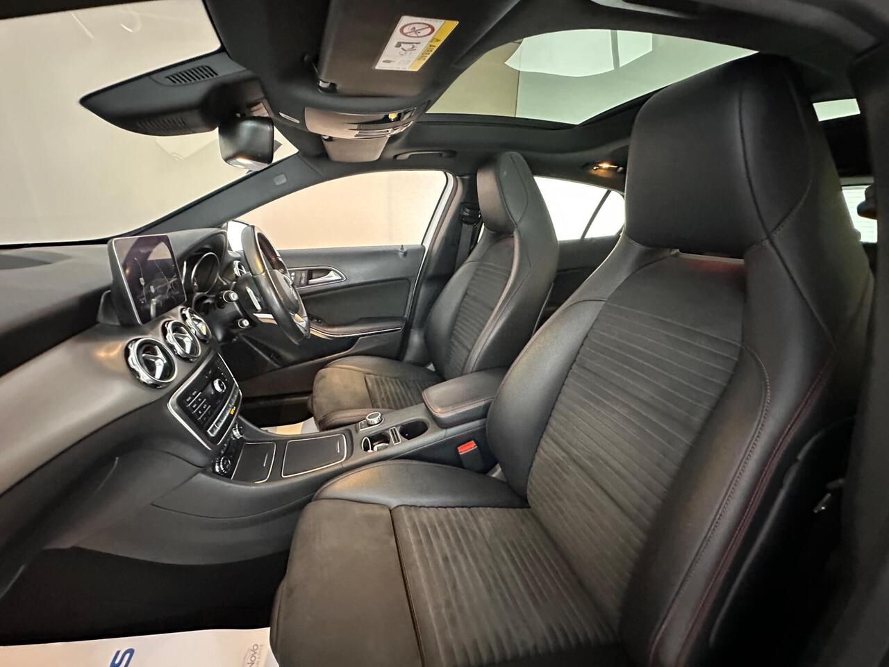 Mercedes-Benz GLA CK18ARZ