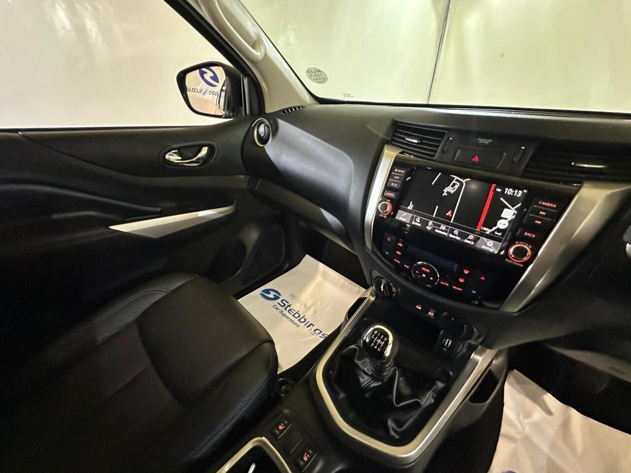 Nissan Navara AR21KFN