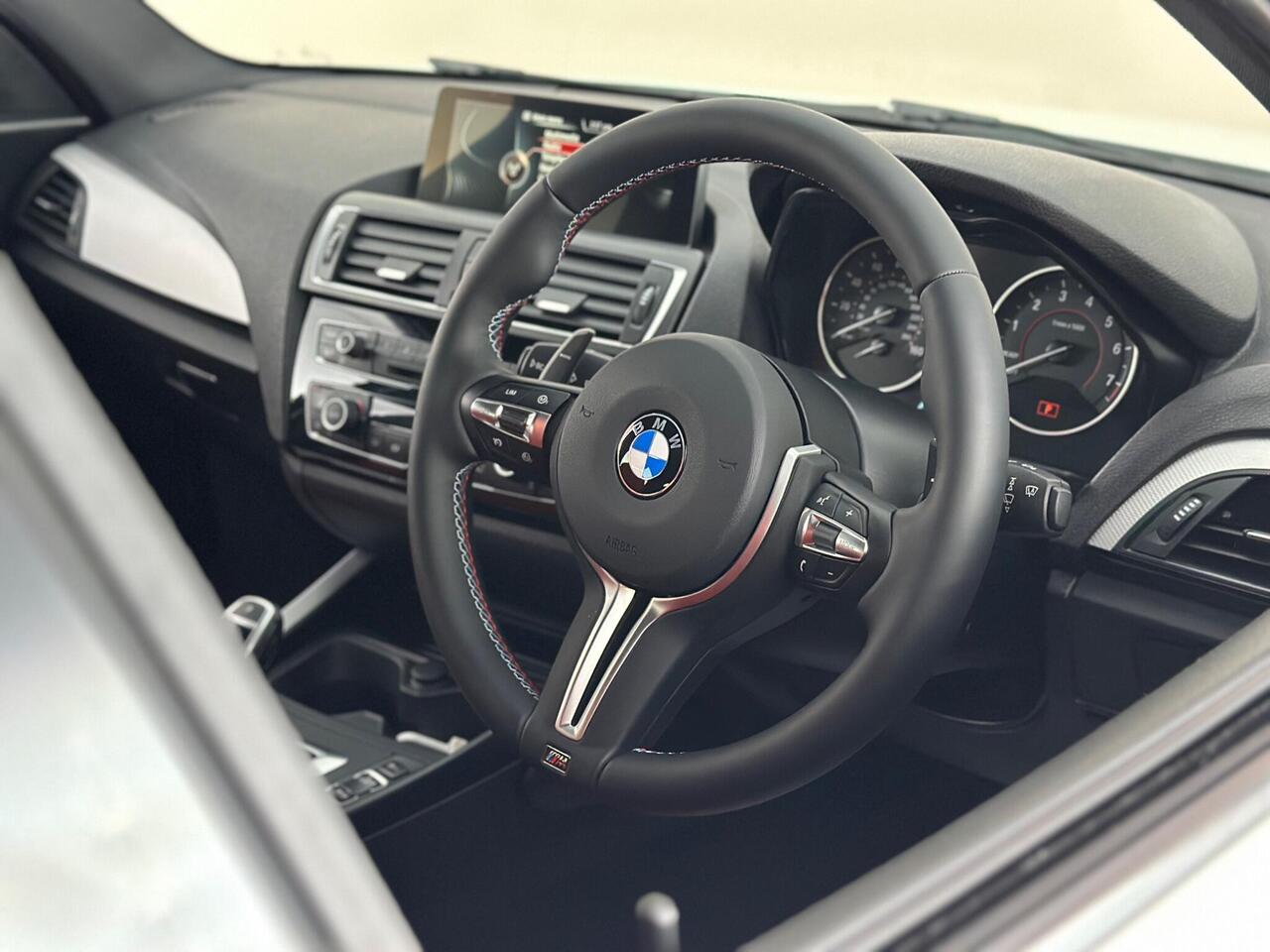 BMW 1 Series MD16LCZ