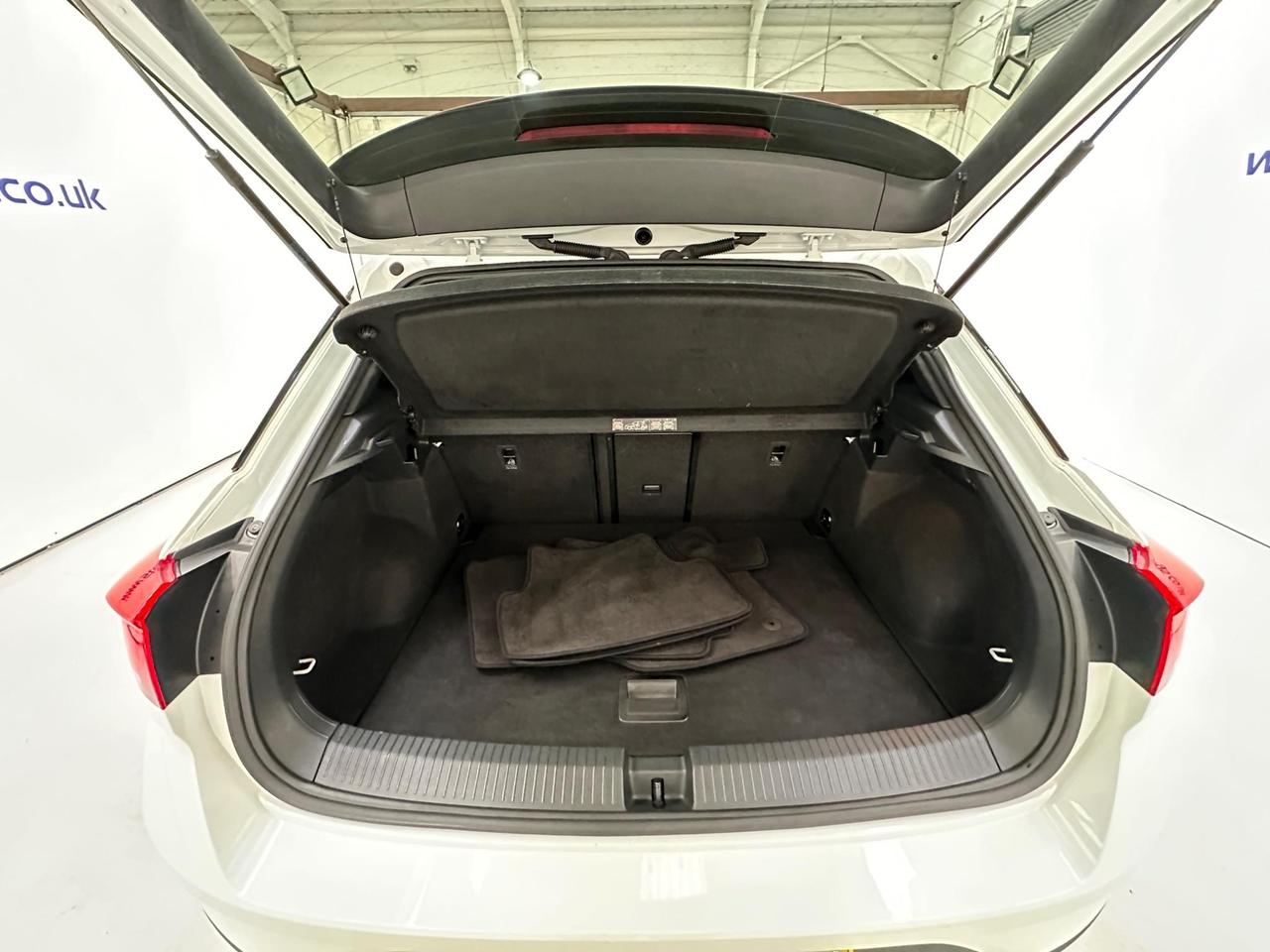 Volkswagen T-Roc VE21ZBG
