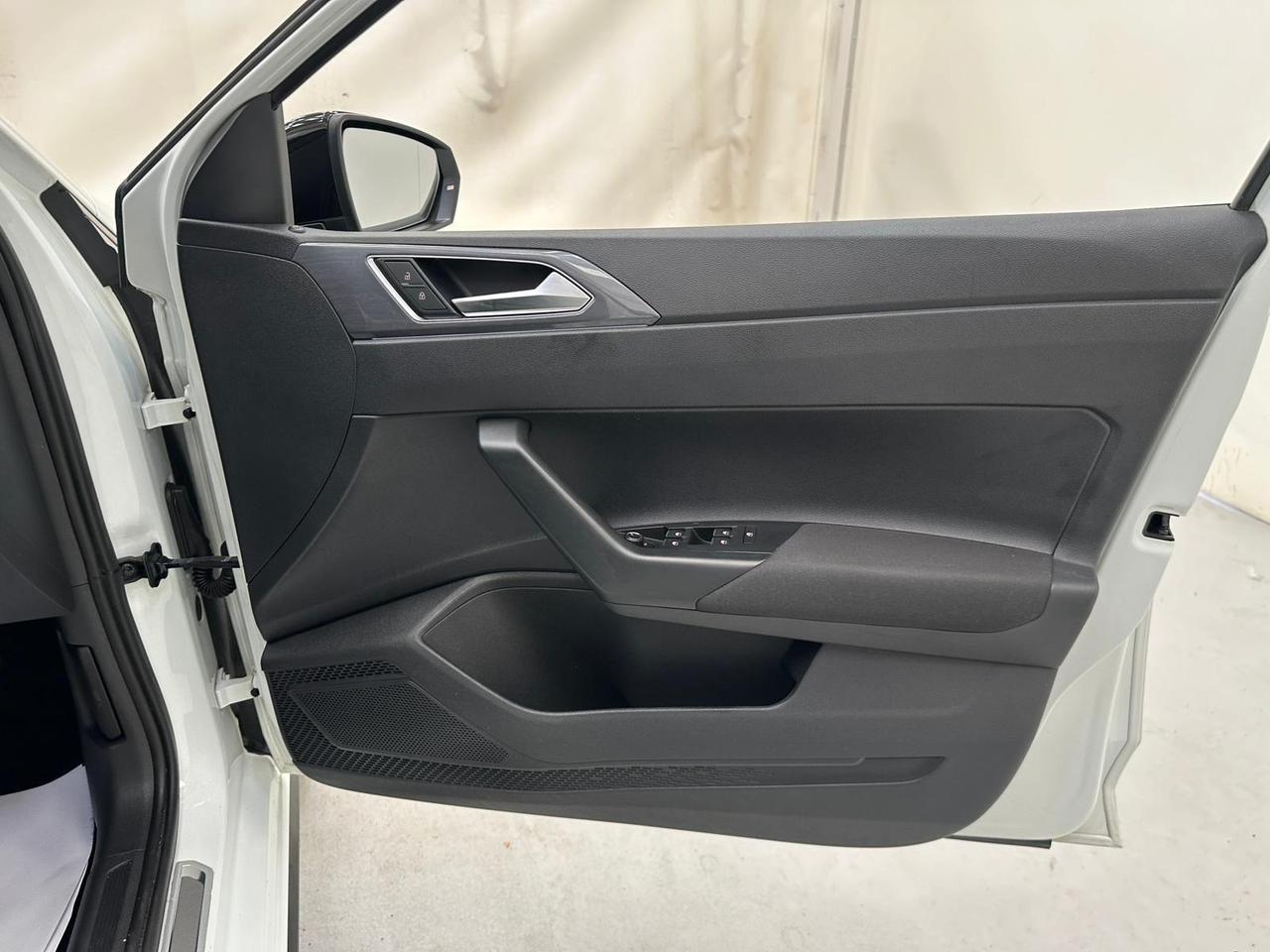 Volkswagen Polo AO21EVF