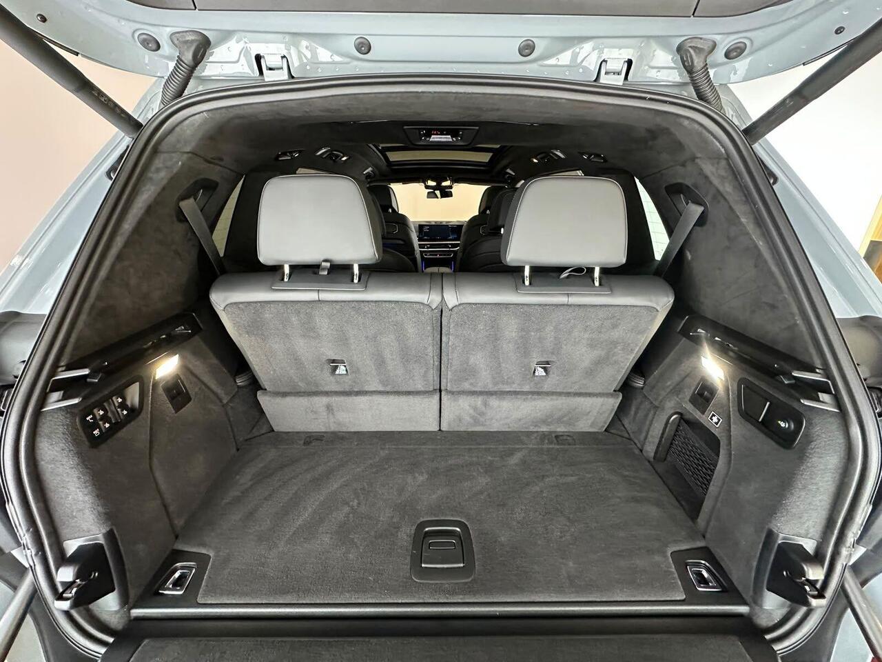BMW X7 AU74GRK