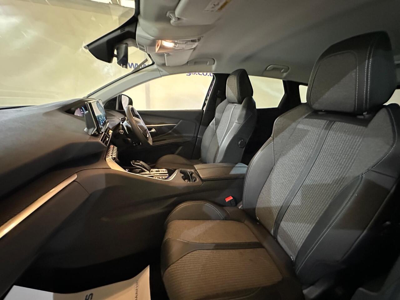 Peugeot 3008 VN72JGZ