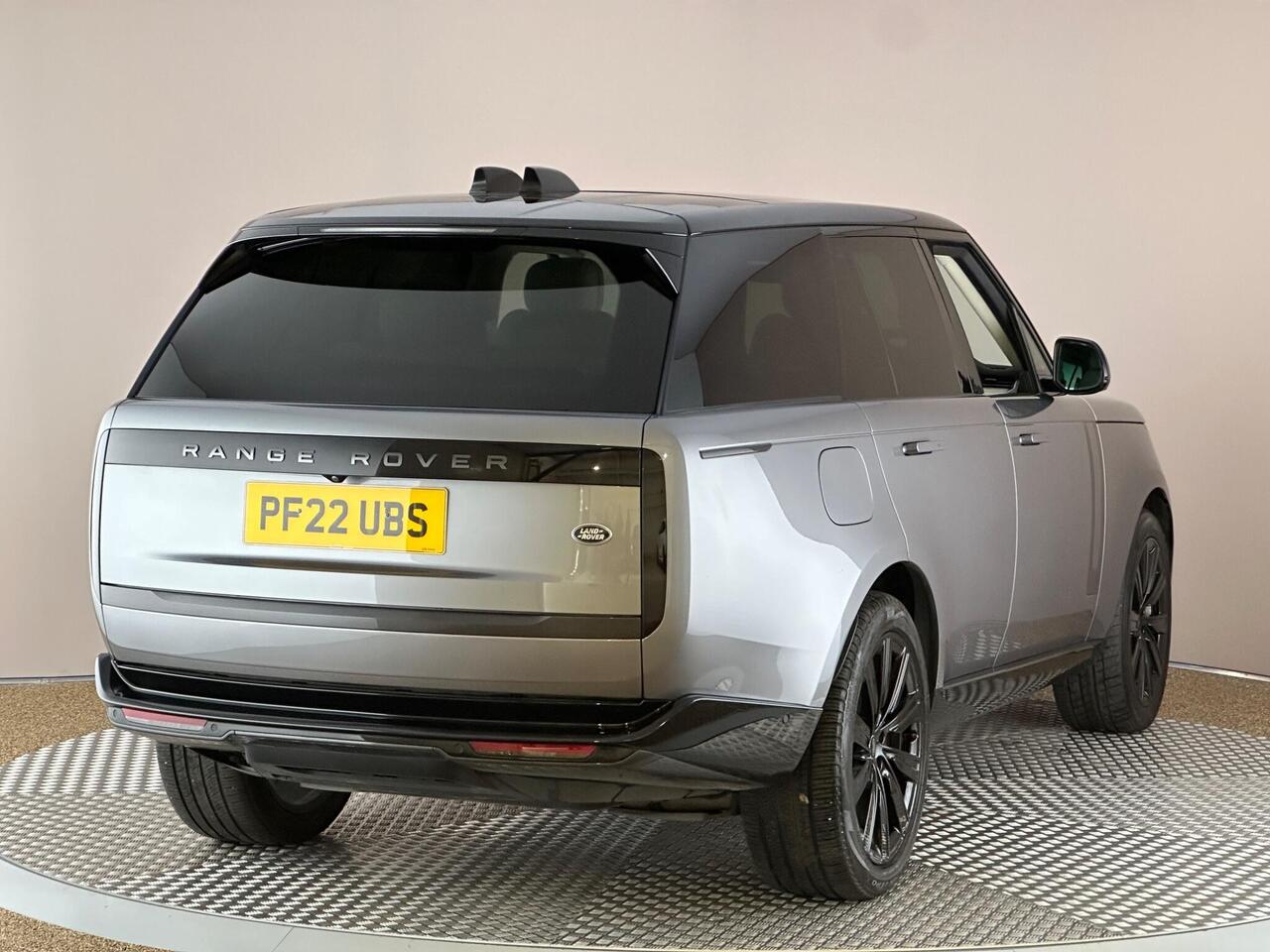 Land Rover Range Rover PF22UBS