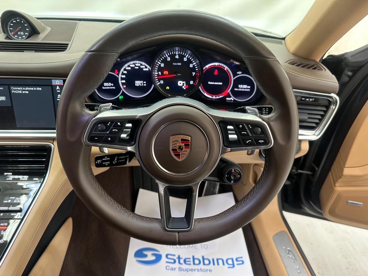 Porsche Panamera LA17VFV