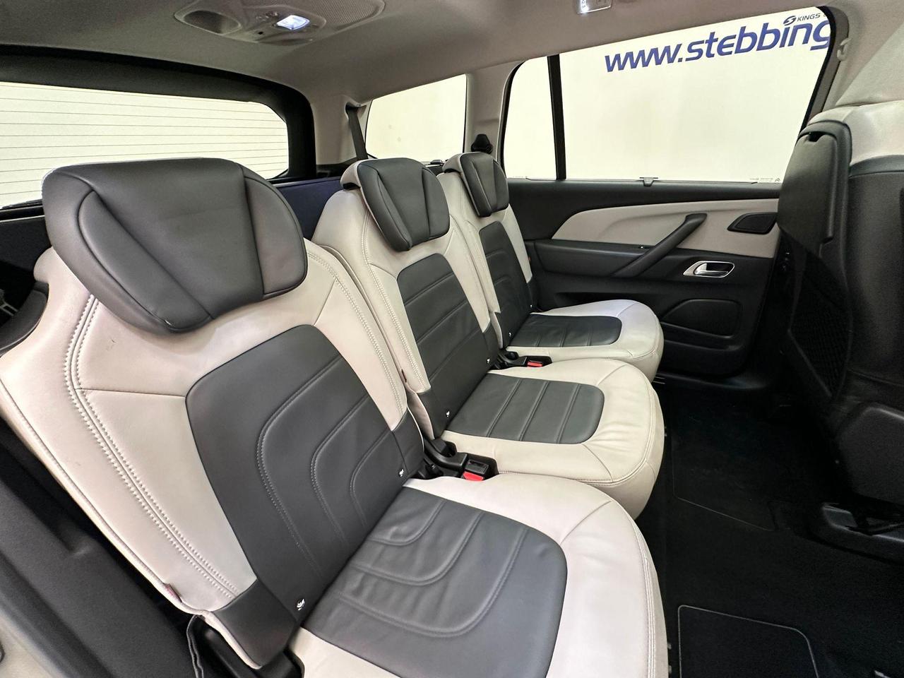 Citroen Grand C4 Picasso GP17LNN