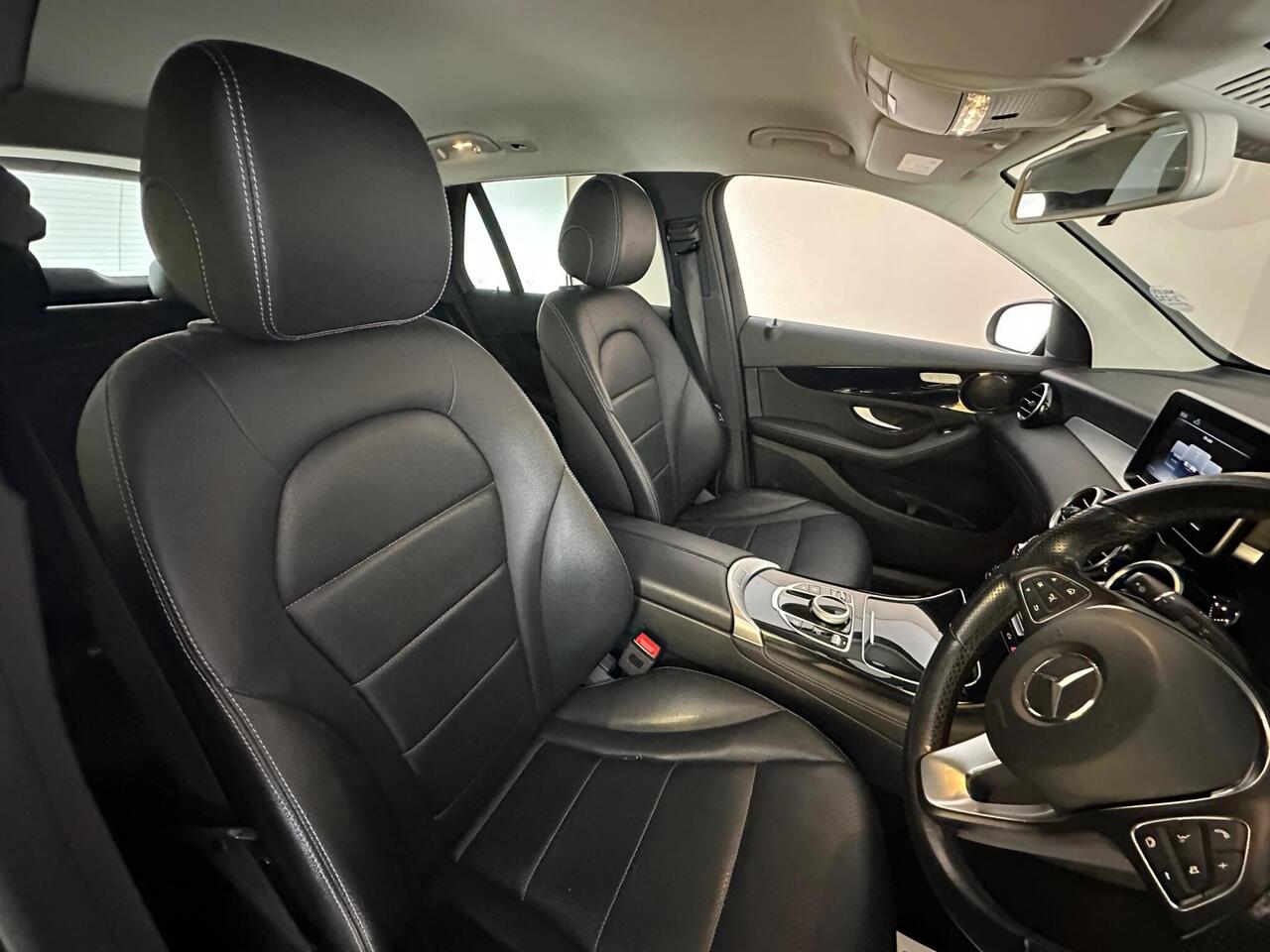 Mercedes-Benz GLC WF68WRX