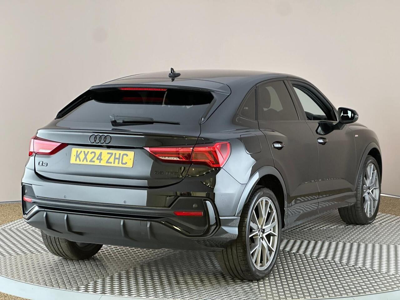 Audi Q3 KX24ZHC
