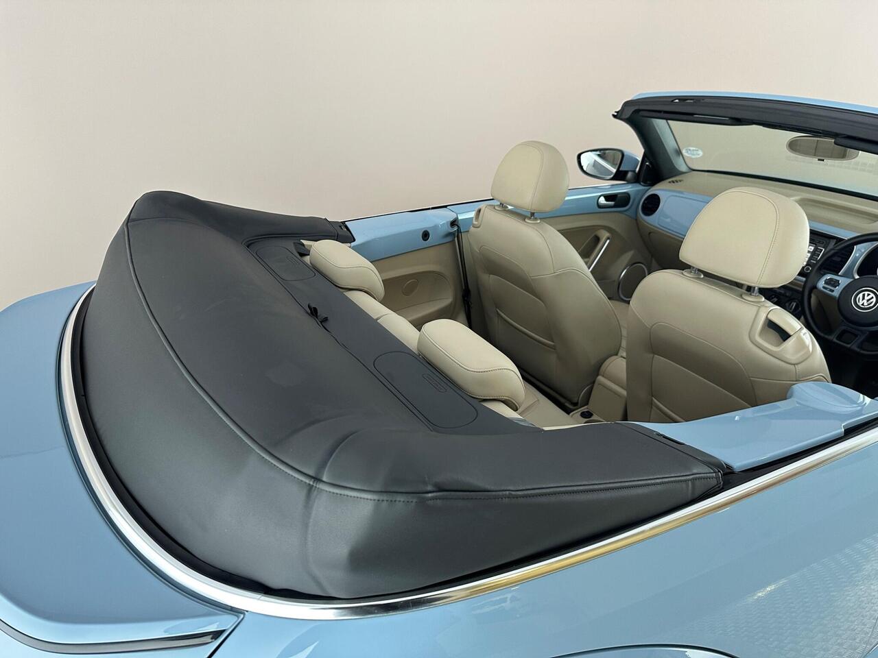 Volkswagen Beetle BT63YJE