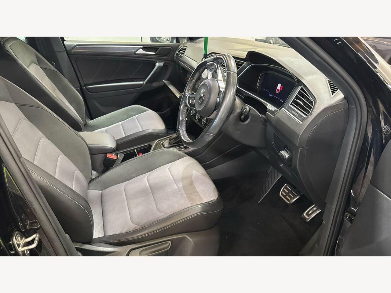 Volkswagen Tiguan DG70HVH