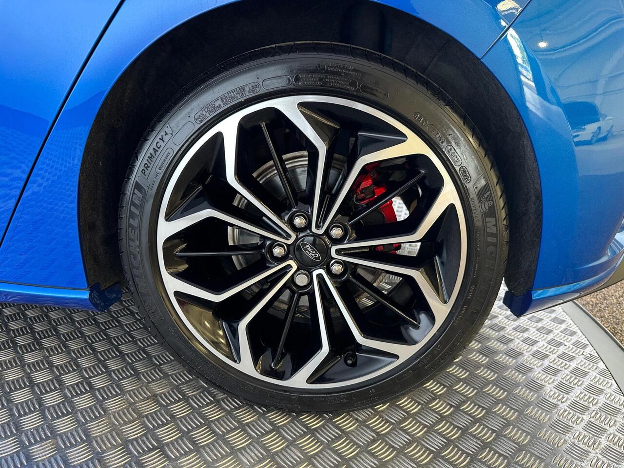 Ford Focus YF71ZPW