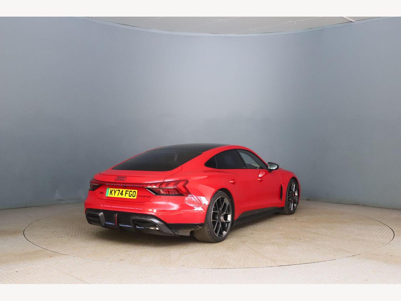 Audi RS e-tron GT KY74FGO