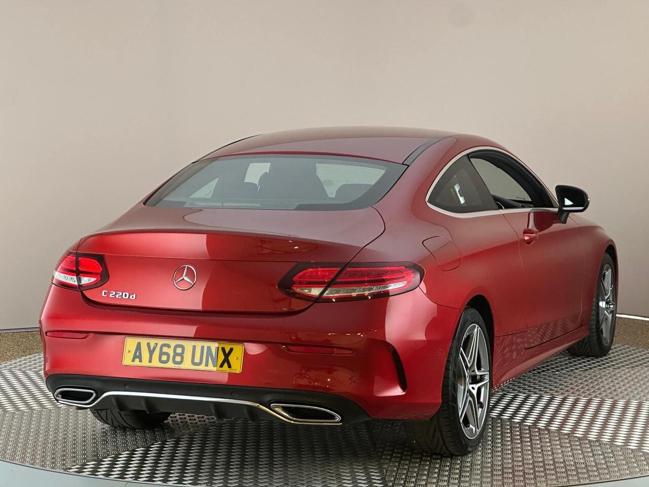 Mercedes-Benz C Class AY68UNX