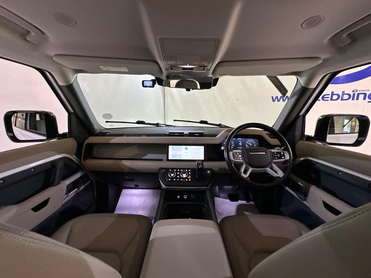 Land Rover Defender 110 OY20YDU