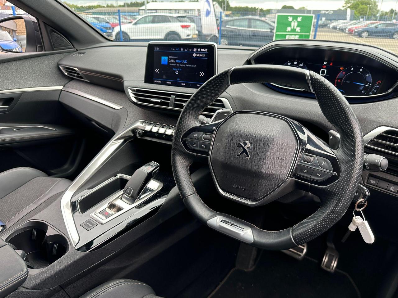 Peugeot 3008 KP69UZV