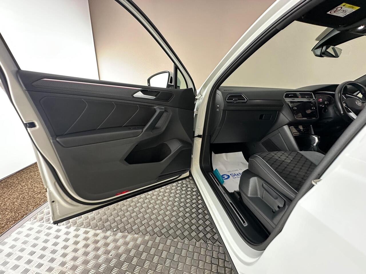 Volkswagen Tiguan VE21FVH