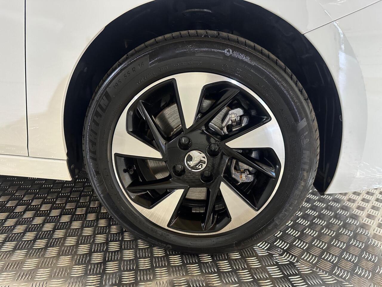 Vauxhall Corsa Electric YY24GYB
