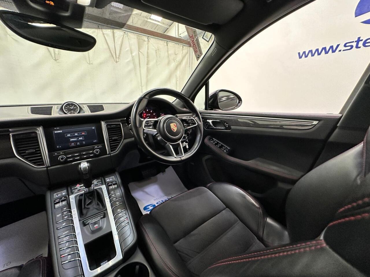Porsche Macan WM66DZS