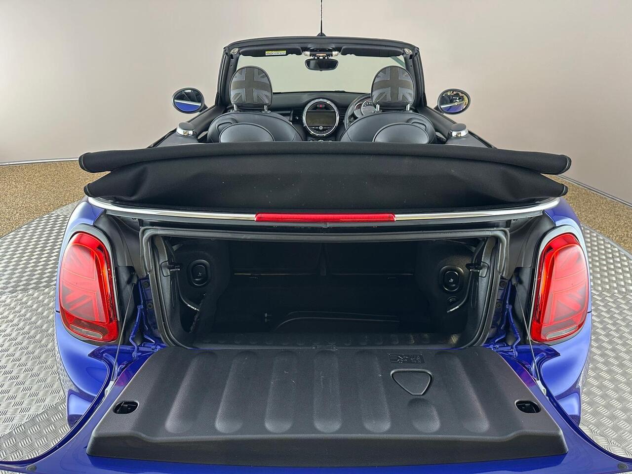 MINI Convertible ET68PYA