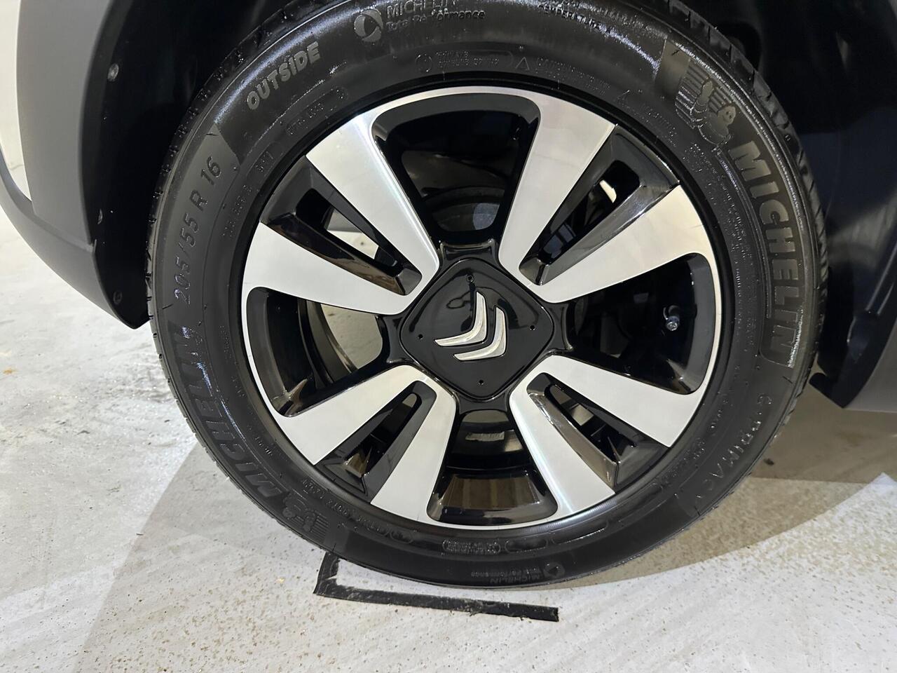 Citroen C3 YR74XHL
