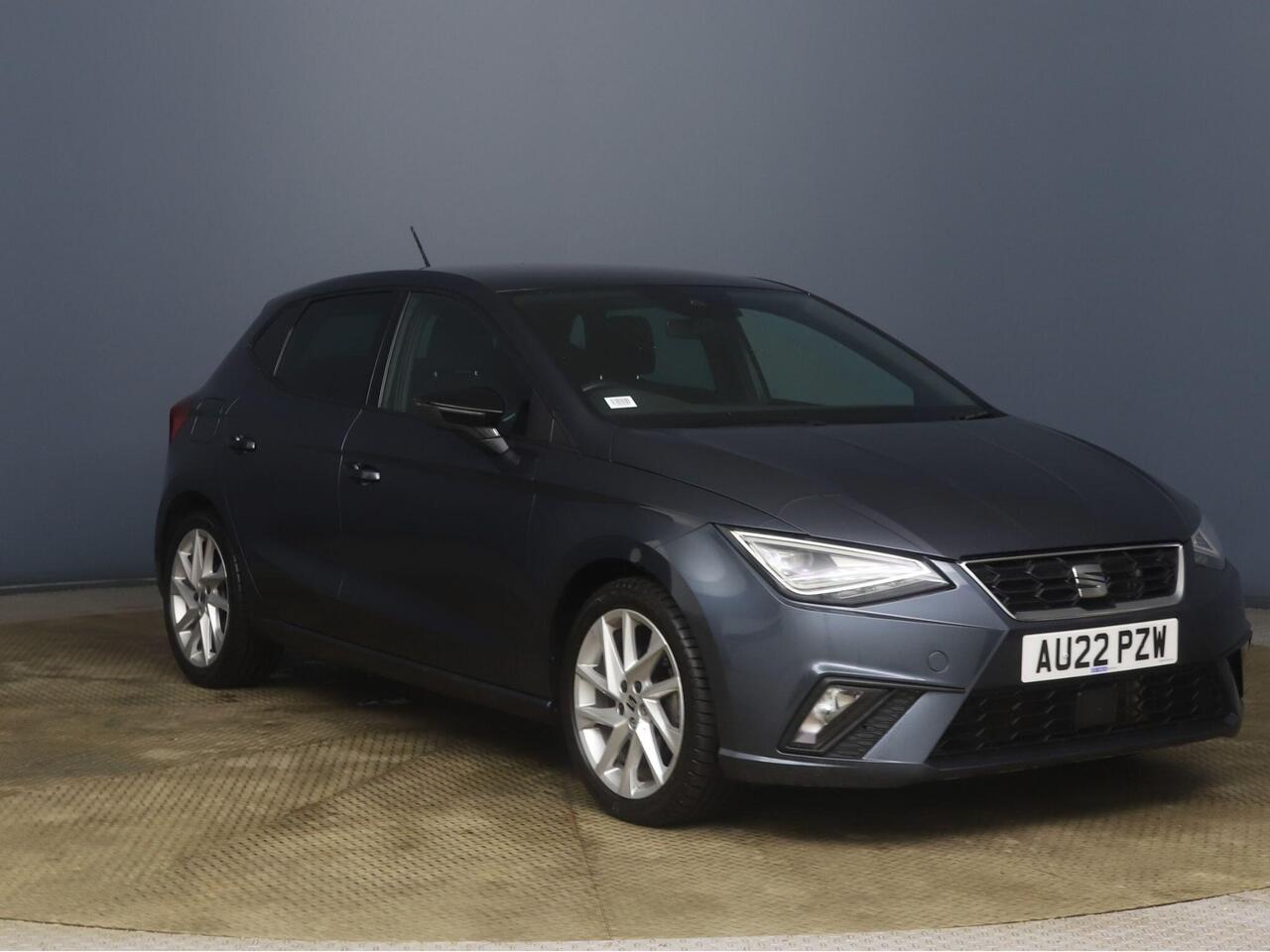 SEAT Ibiza AU22PZW