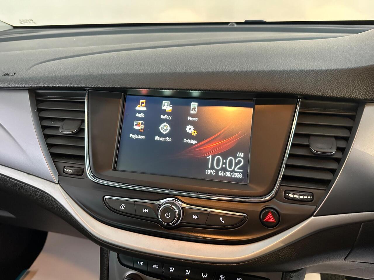 Vauxhall Astra DV68VUO